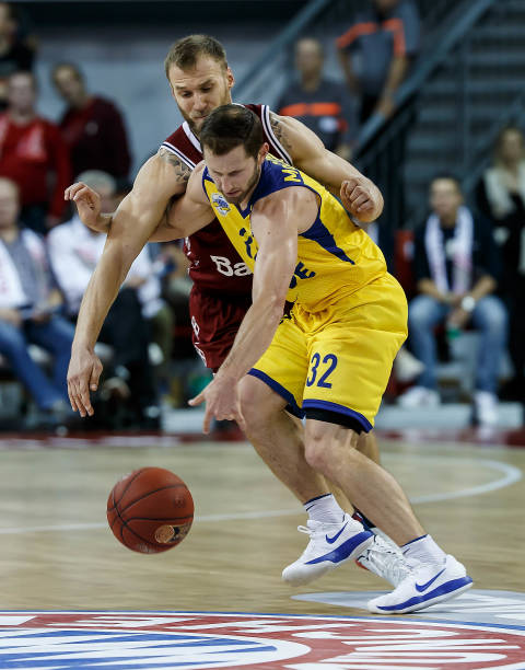 已年过三十 已年过三十