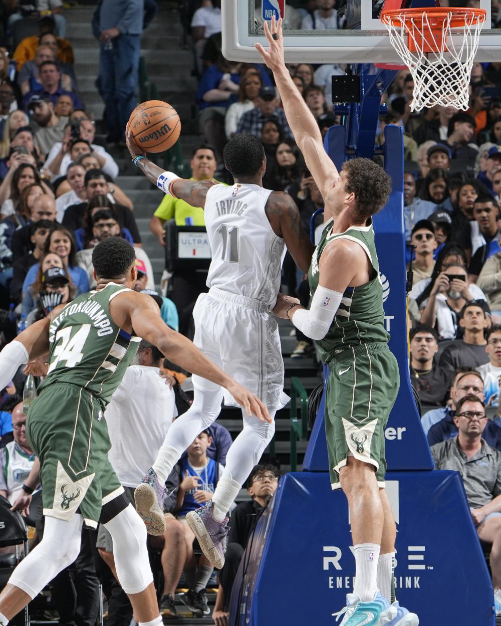 击手与中后 击手与中后