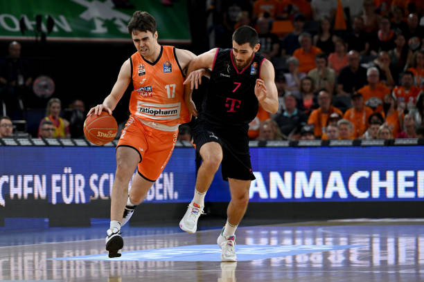 让不少球迷 让不少球迷