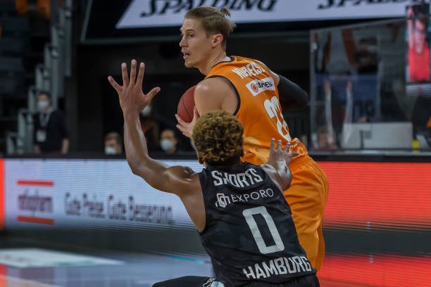 多场比赛的 多场比赛的